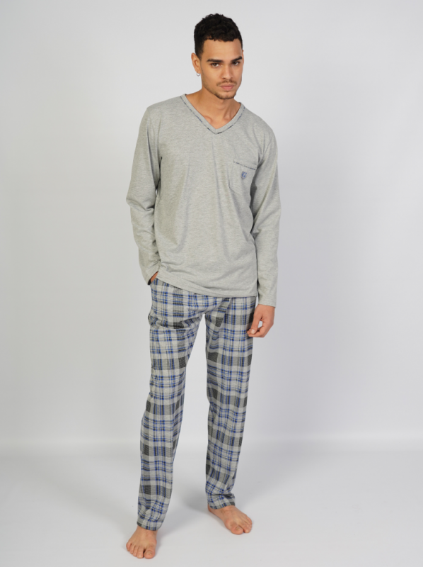 104246 0370 Set with trousers long sleeve STYLE gray