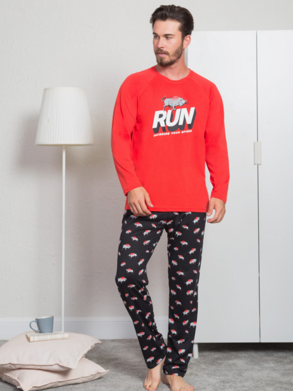 004023 4684 Set with pants long sleeve RUN red